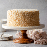 buttercream under fondant icing on cake